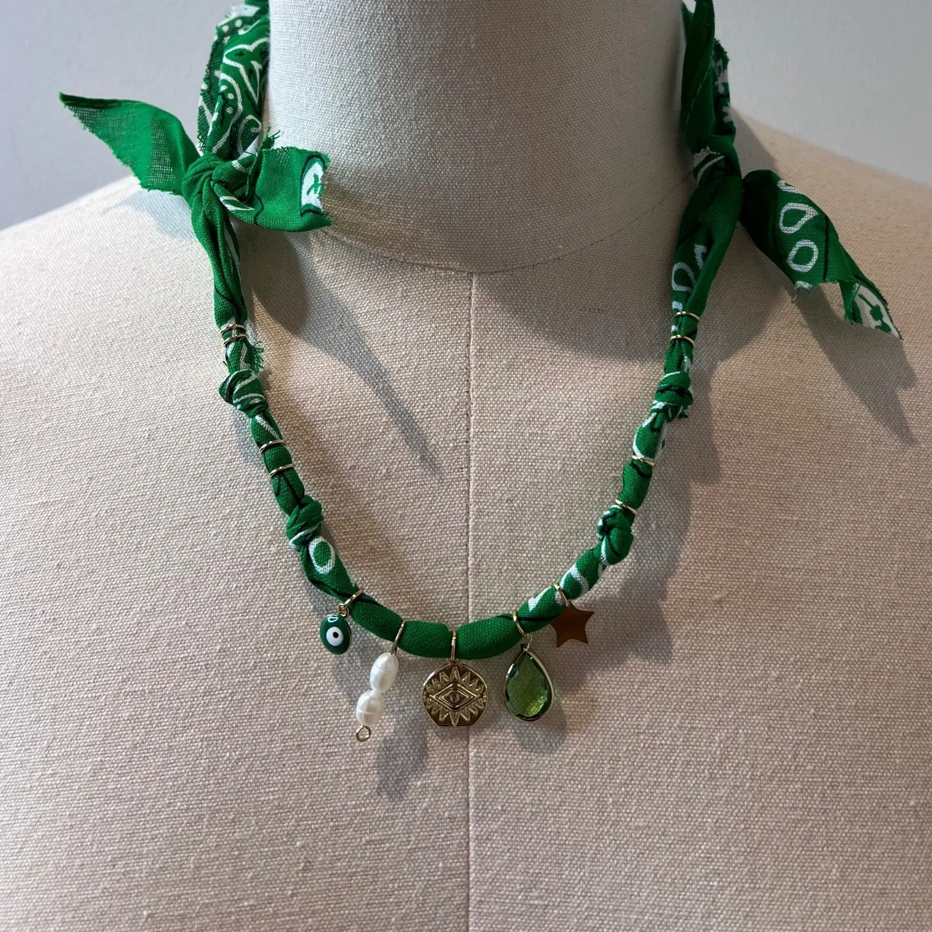 badhnati jewelry /collier bandana 2 vert Shop