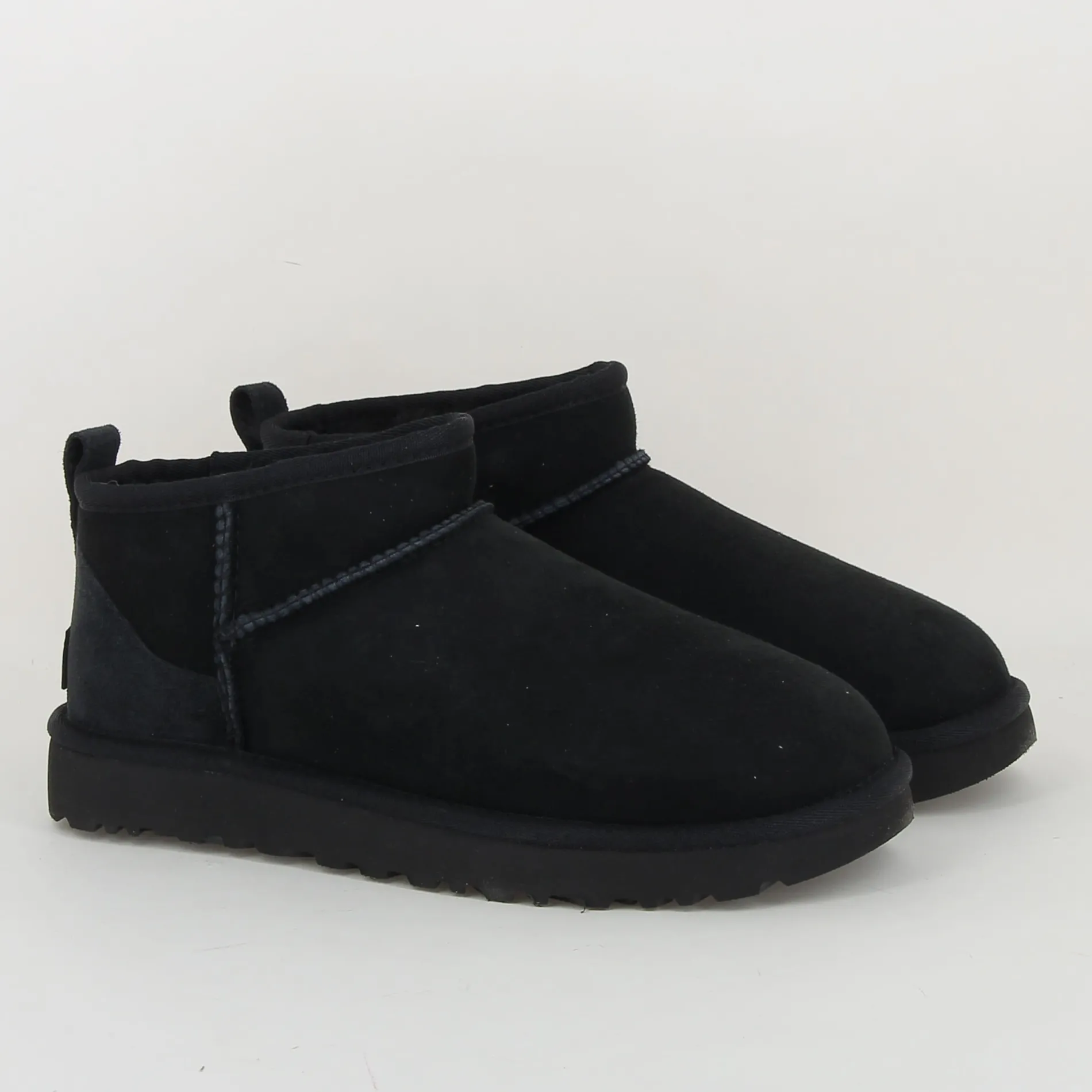 UGG /classic ultra mini h noir Hot