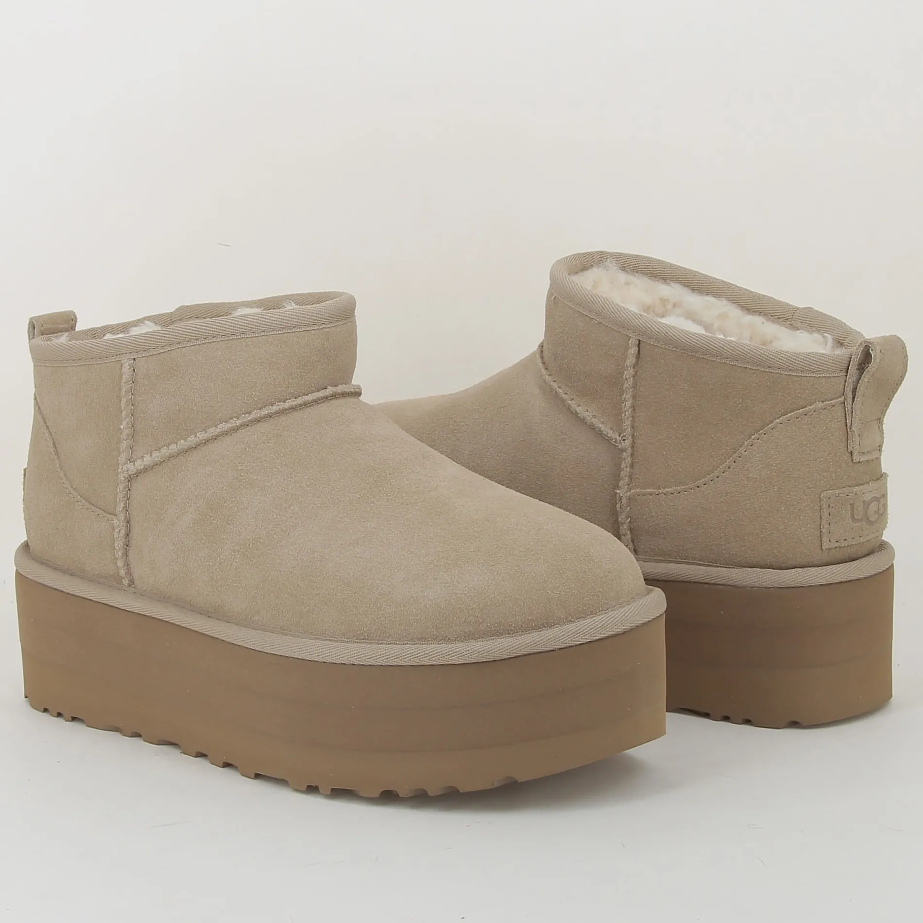 UGG /classicultramin pl e beige Best Sale